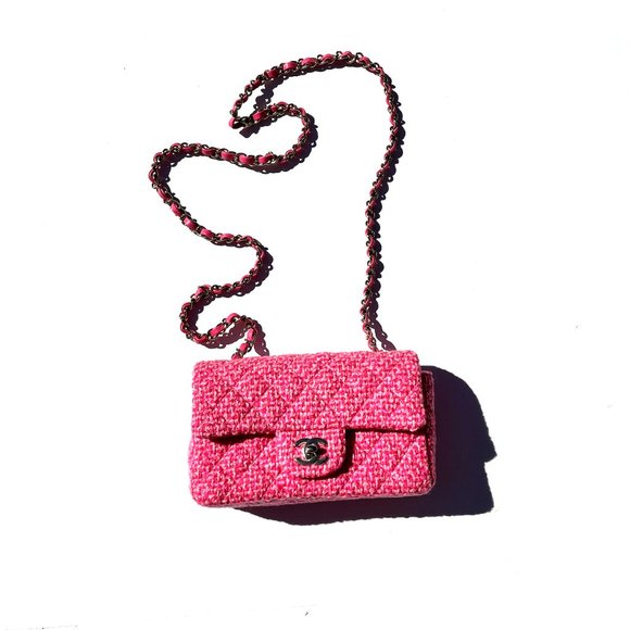 Authentic CHANEL Wool Tweed 2022 Pink Rectangular Mini Flap Bag - Picture 4 of 12